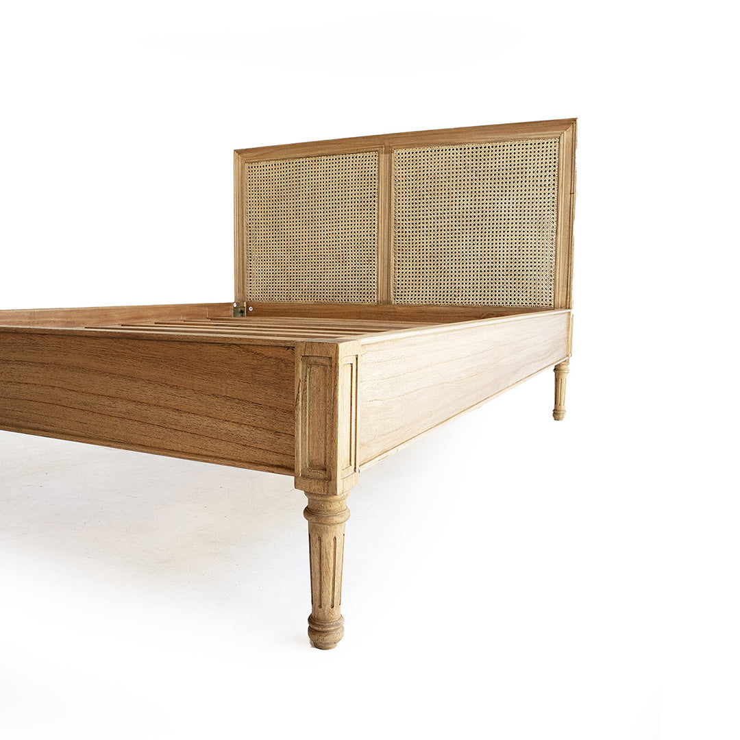Hamilton Cane Bed - Weathered Oak - Queen - No End - SEATONES
