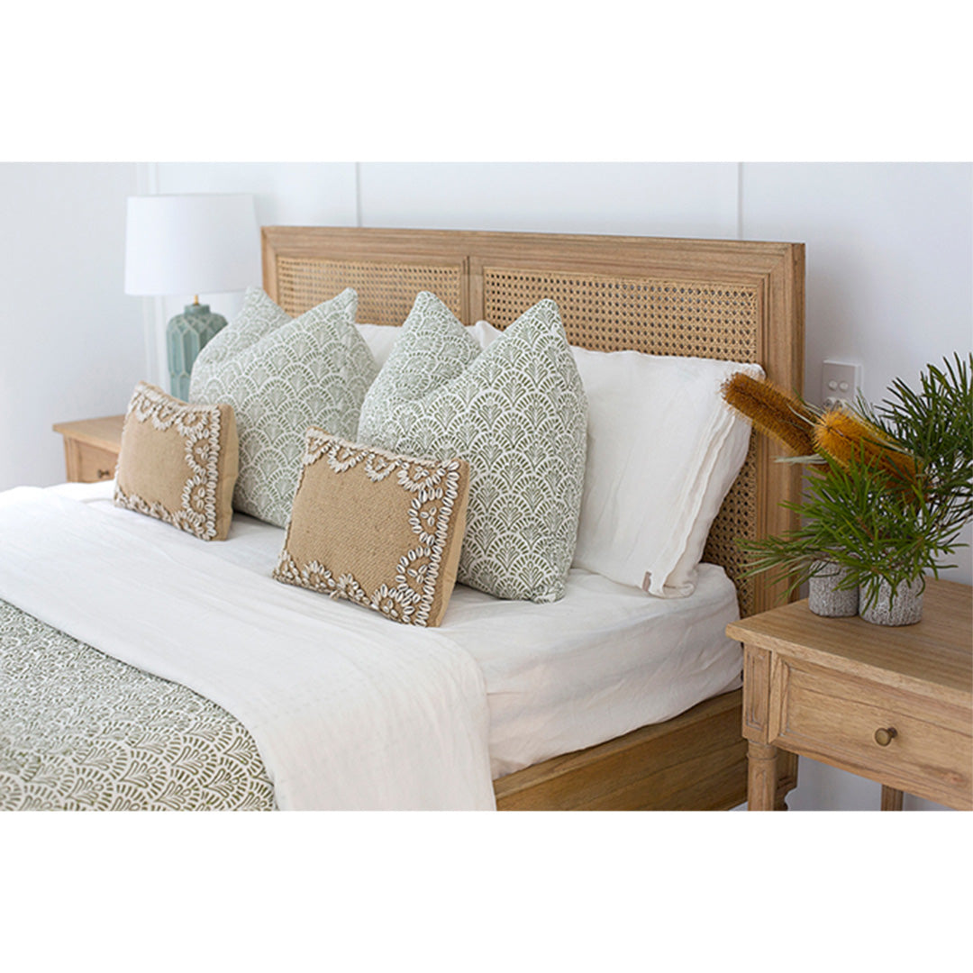 Hamilton Cane Bed - Weathered Oak - Queen - SEATONES