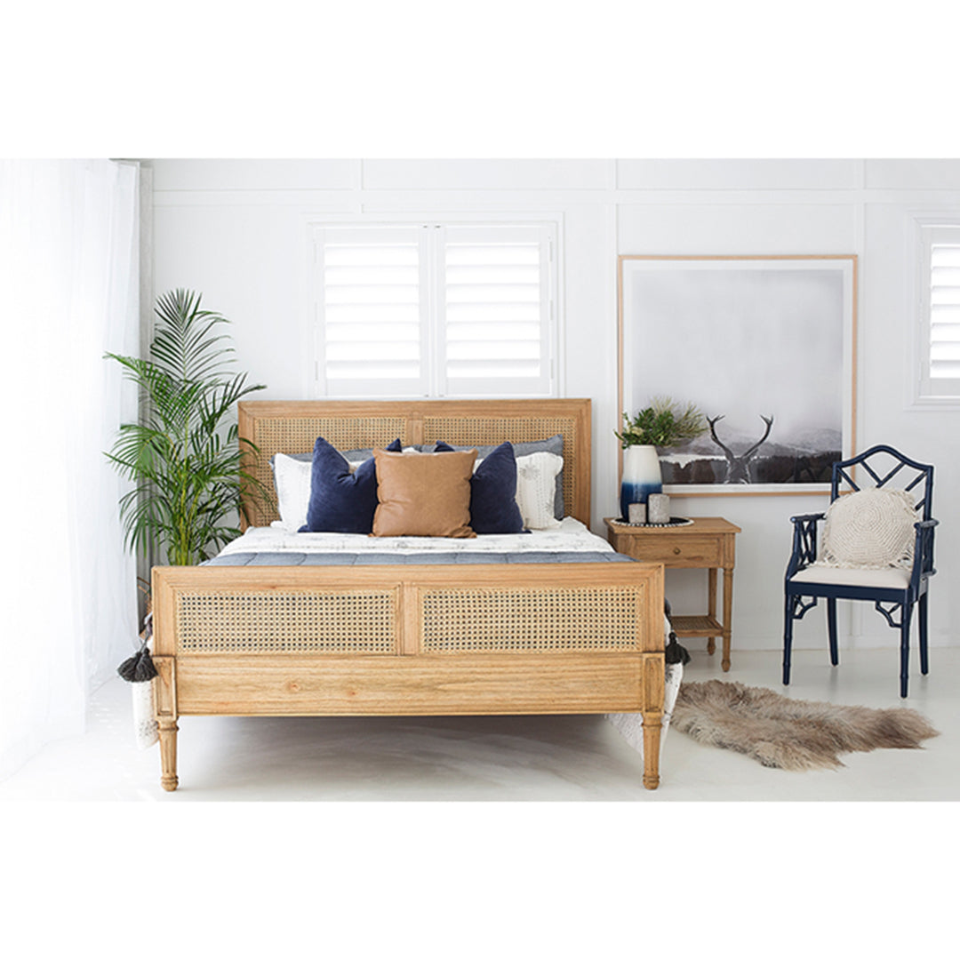 Hamilton Cane Bed - Weathered Oak - Queen - SEATONES