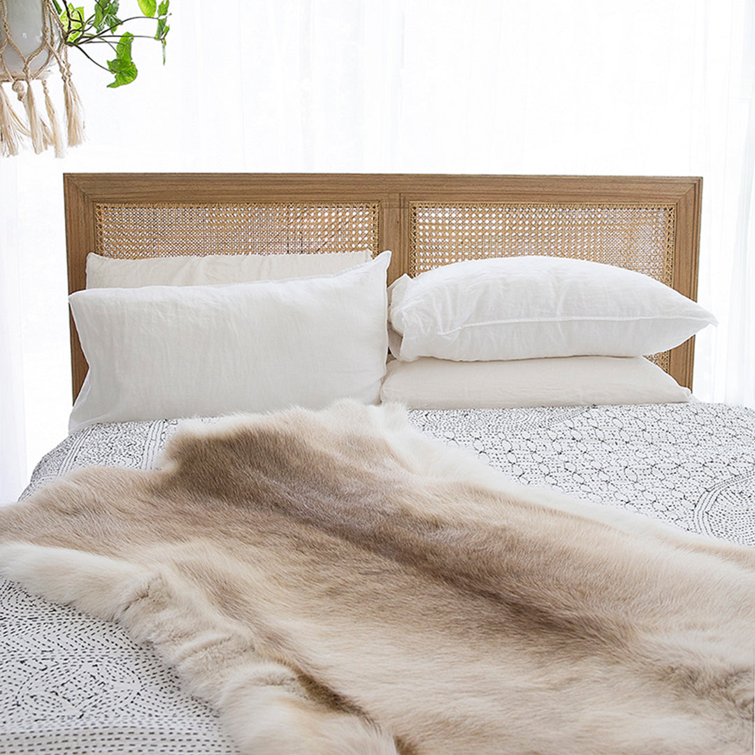 Hamilton Cane Bed - Weathered Oak - Queen - SEATONES