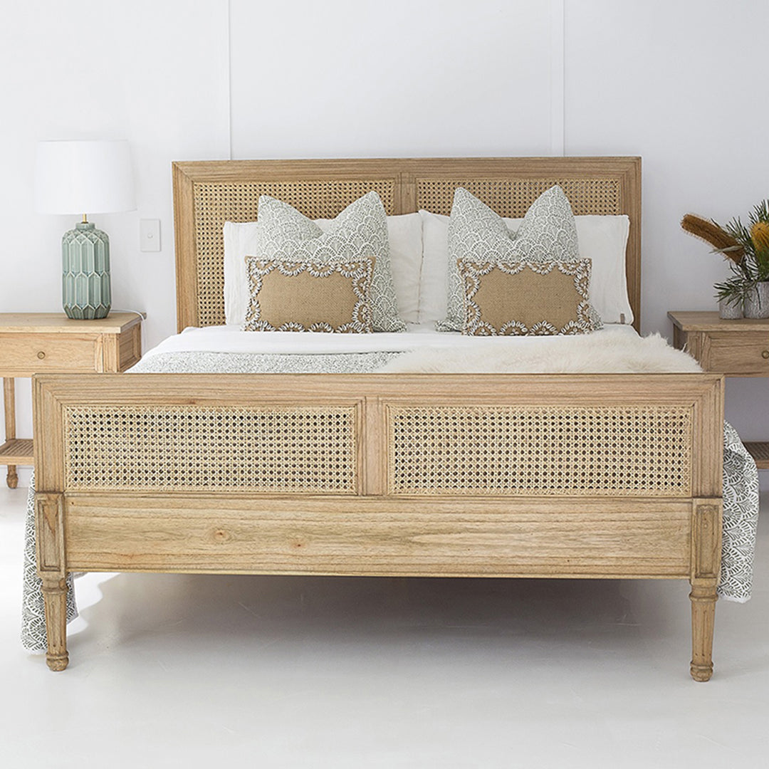 Hamilton Cane Bed - Weathered Oak - Queen - SEATONES