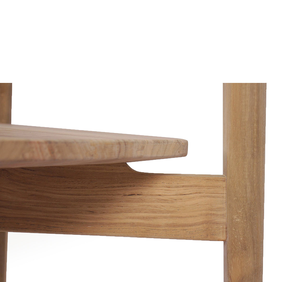 Close-up detail of Jude Dining Chair – Natural highlighting solid oak timber grain and smooth seat edge
