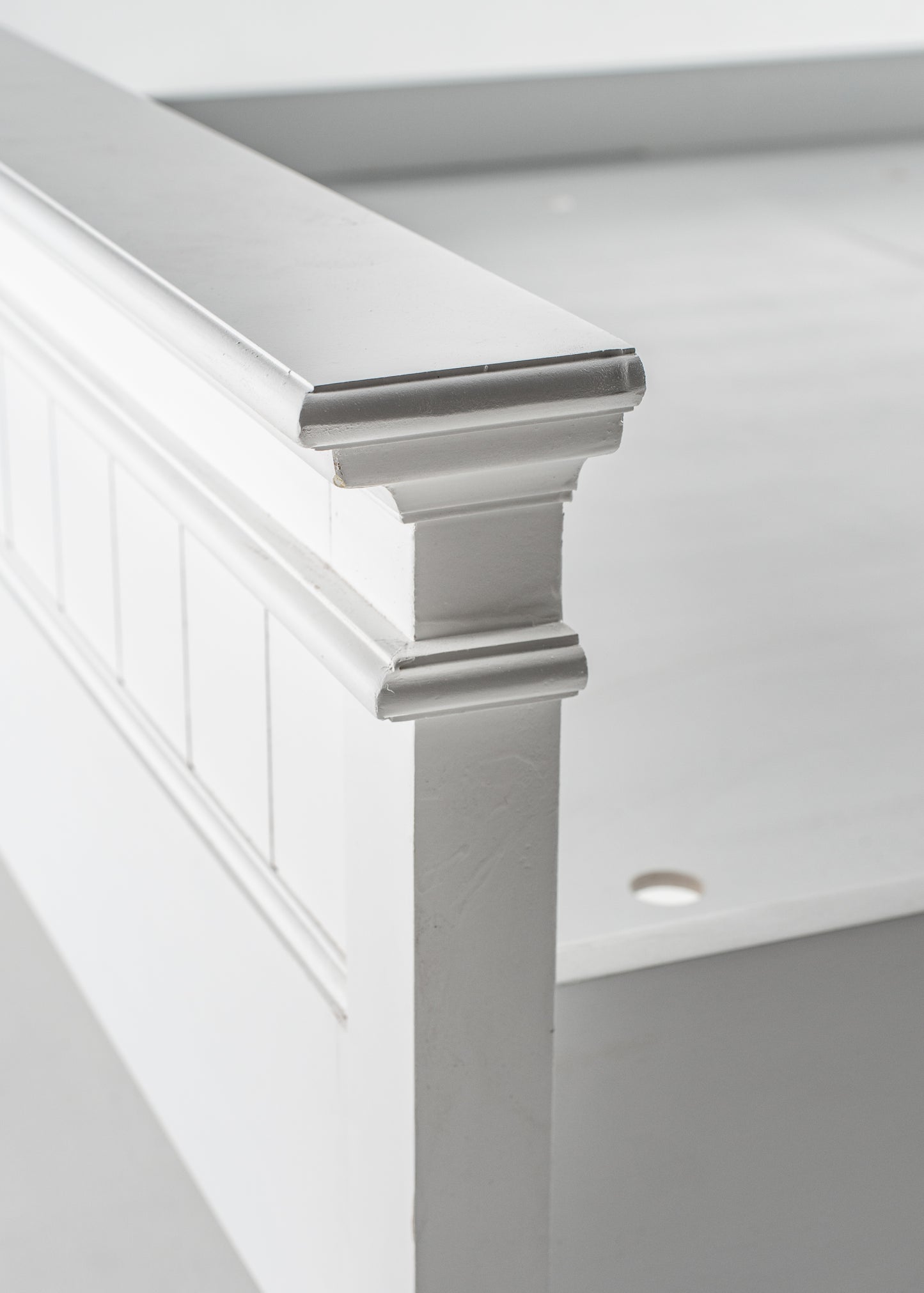 Halifax Queen Size Bed - SEATONES