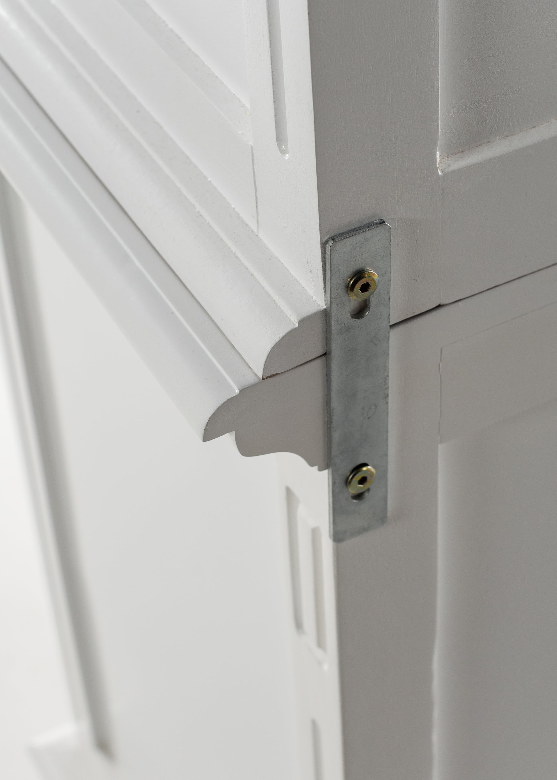 Skansen Kitchen Hutch Cabinet with 5 Doors 3 Drawers - SEATONES