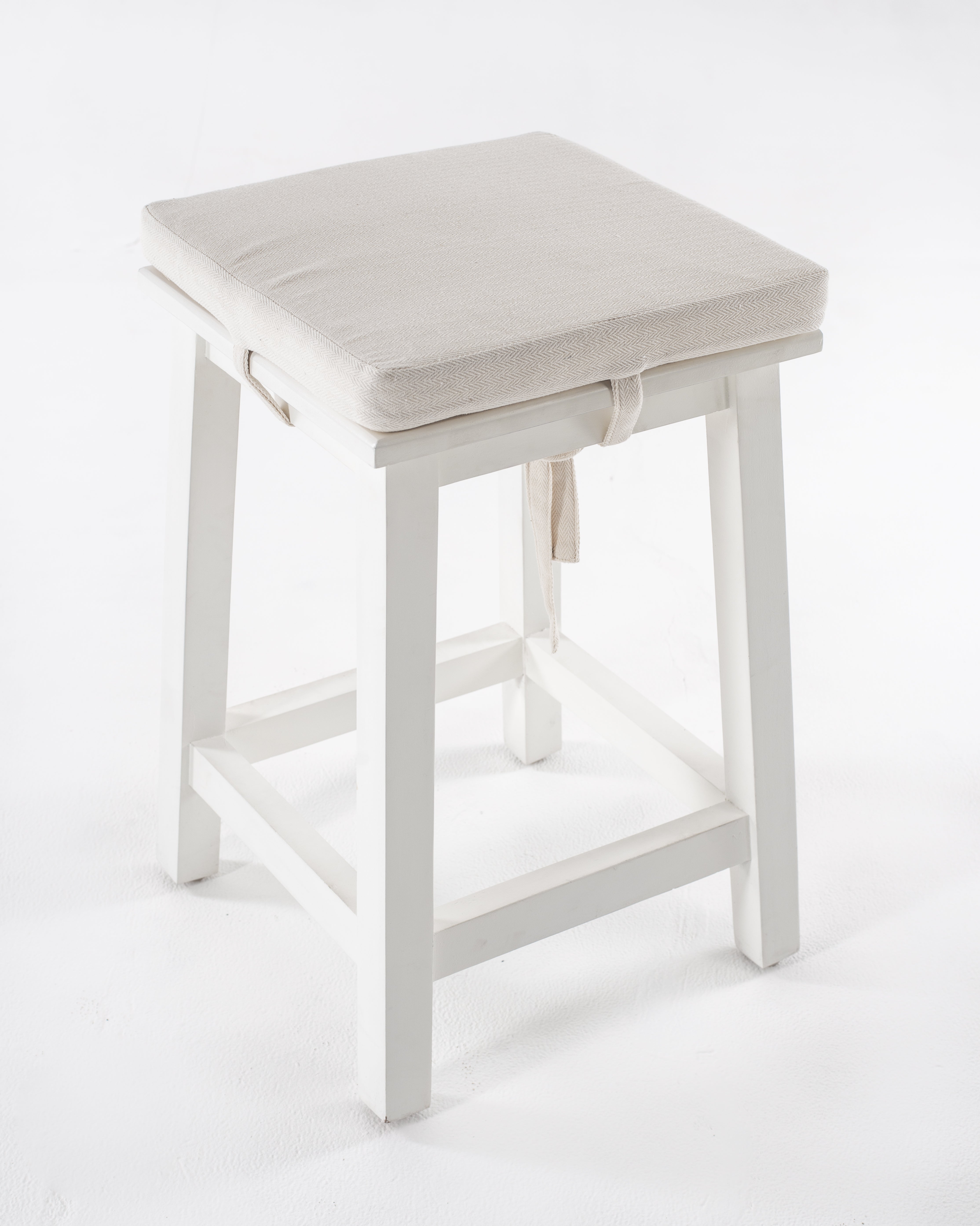 Halifax Kitchen Table Set - SEATONES