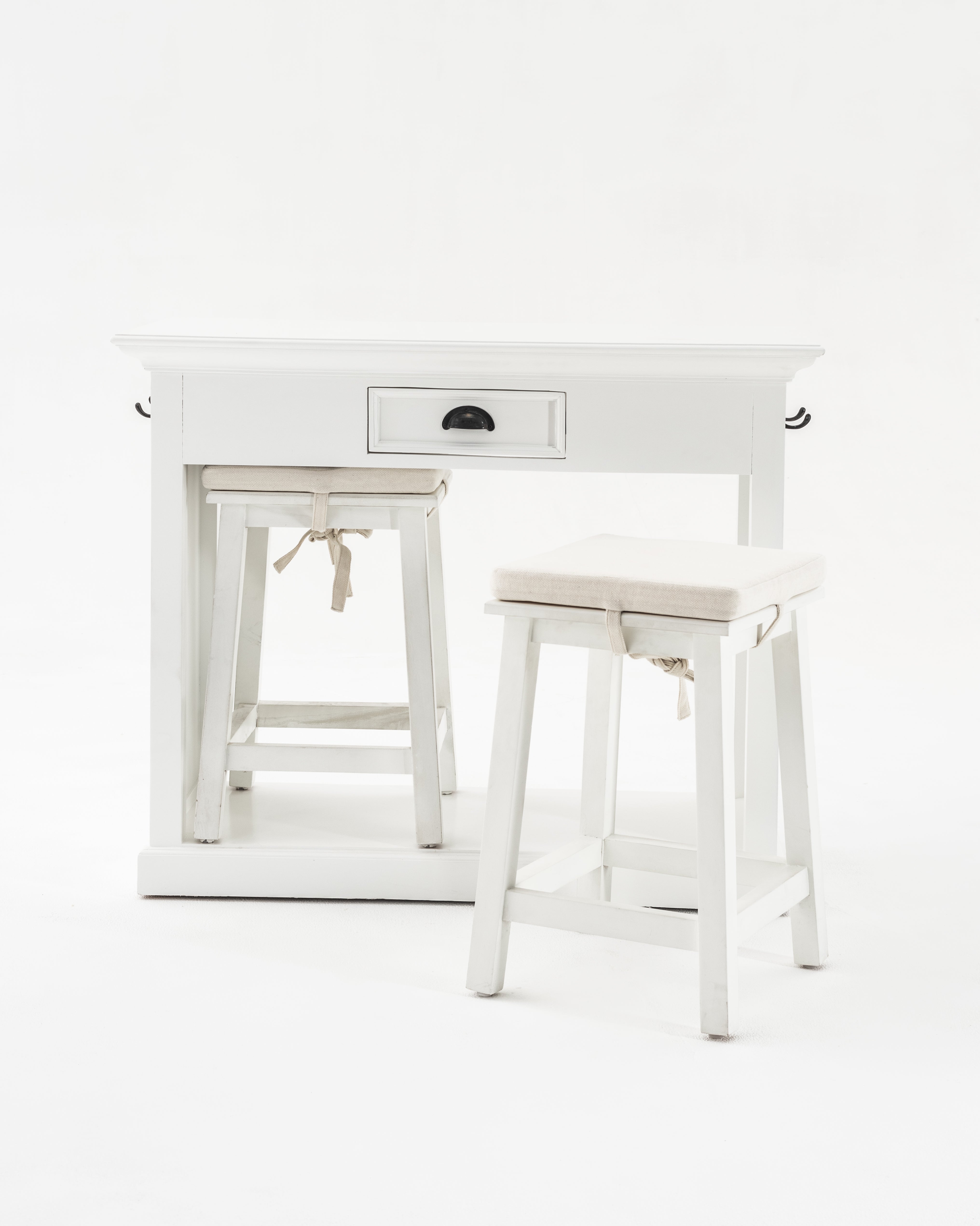 Halifax Kitchen Table Set - SEATONES