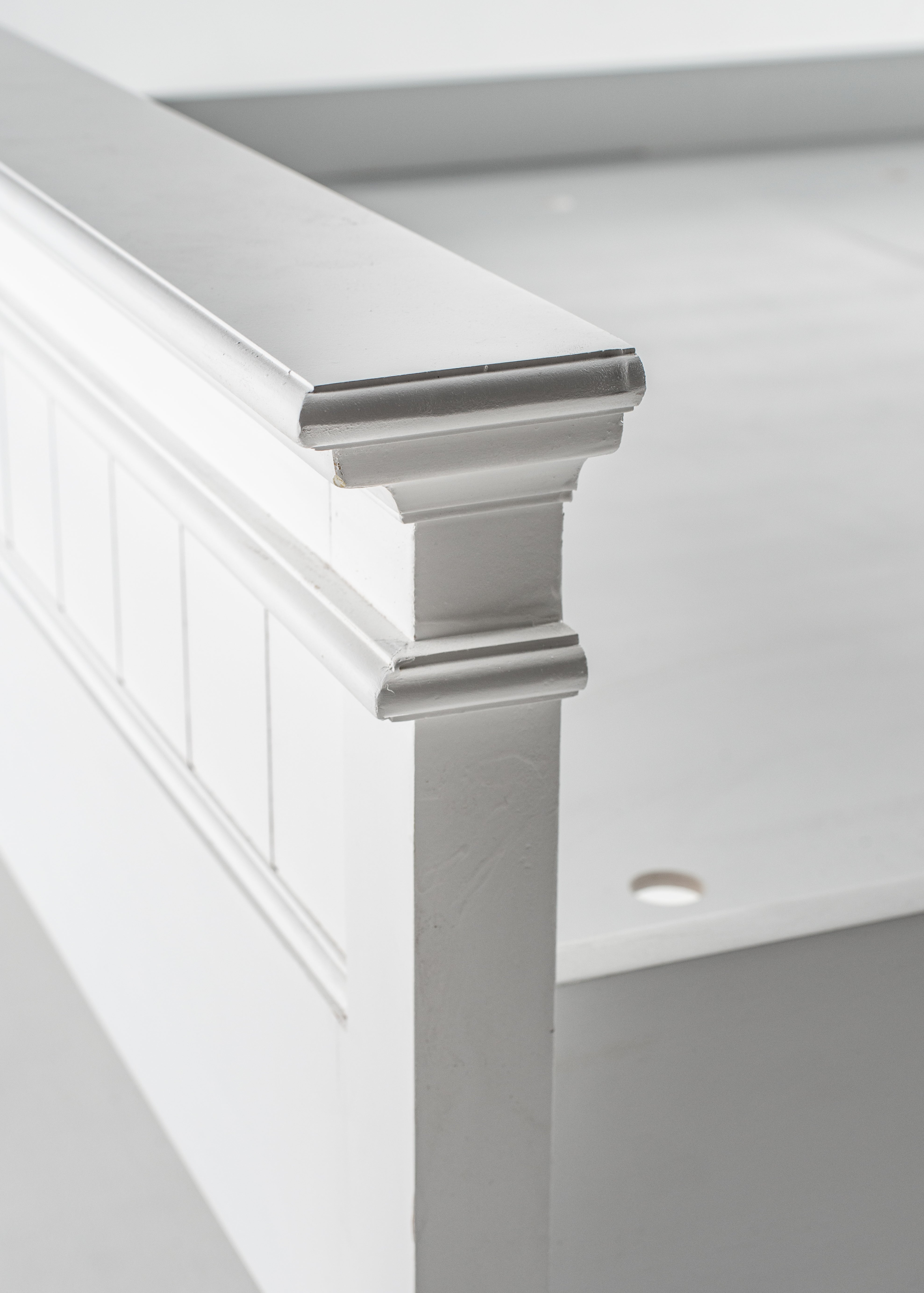 Halifax Queen Size Bed - SEATONES