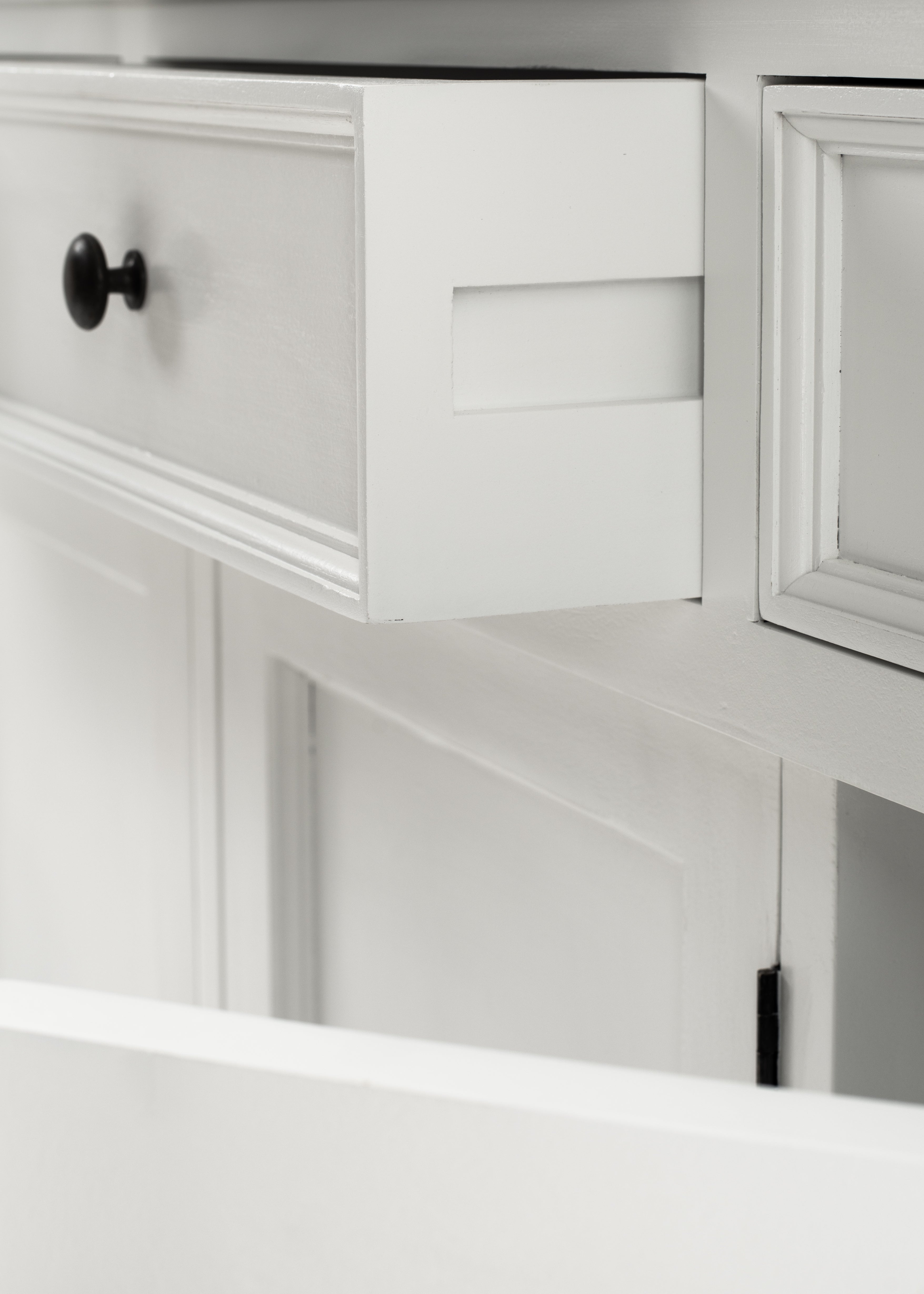 Provence Classic Sideboard with 3 doors - SEATONES
