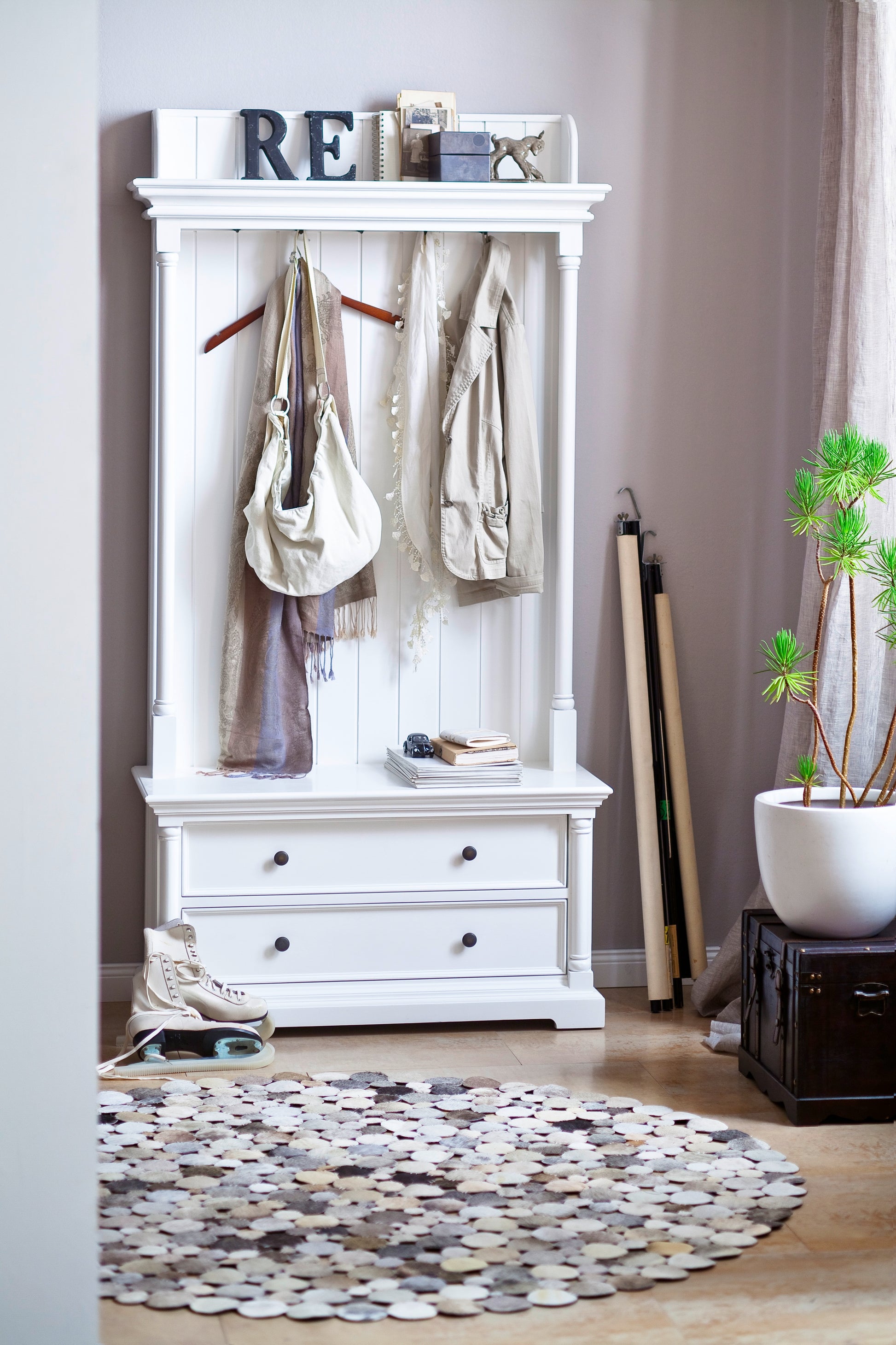 Provence Hall Tree - SEATONES