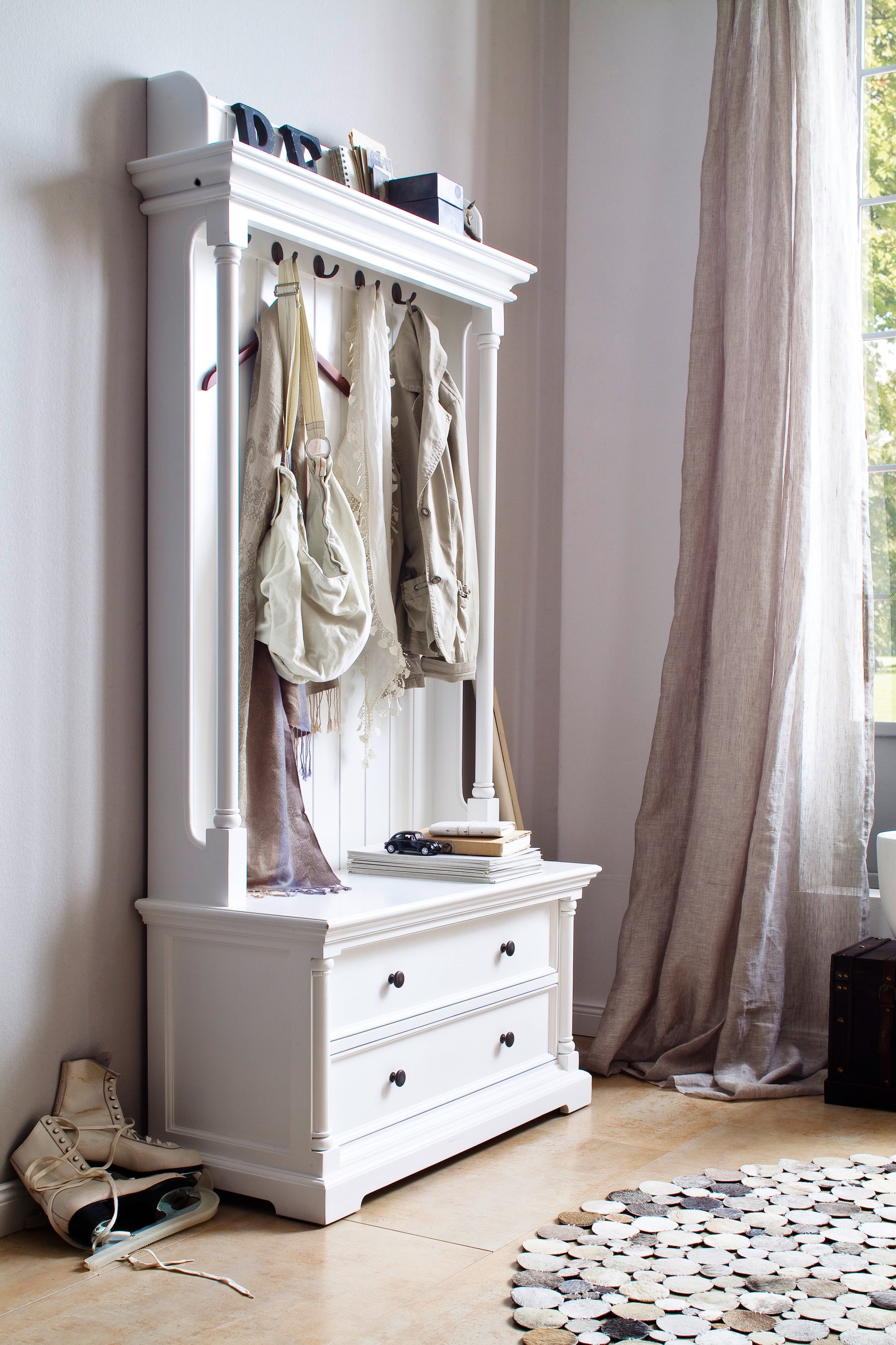 Provence Hall Tree - SEATONES