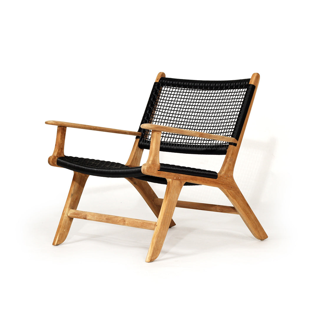Front angle of Zen Lazy Chair – Black – Open Weave showcasing low-slung teak frame and breathable woven rope.