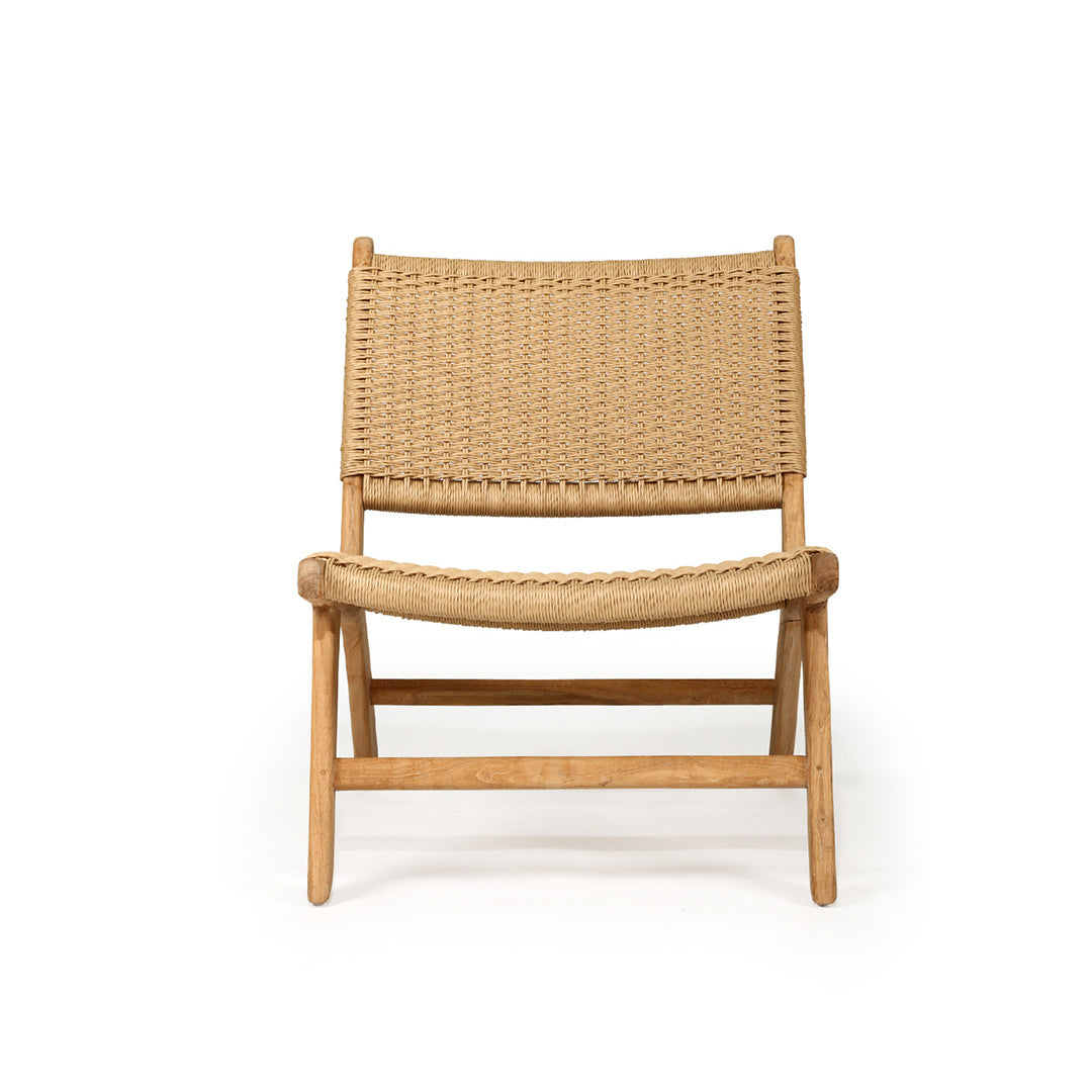 Front-facing studio image of Zen Lazy Chair in Sand with gently reclined teak frame and woven rope detail.