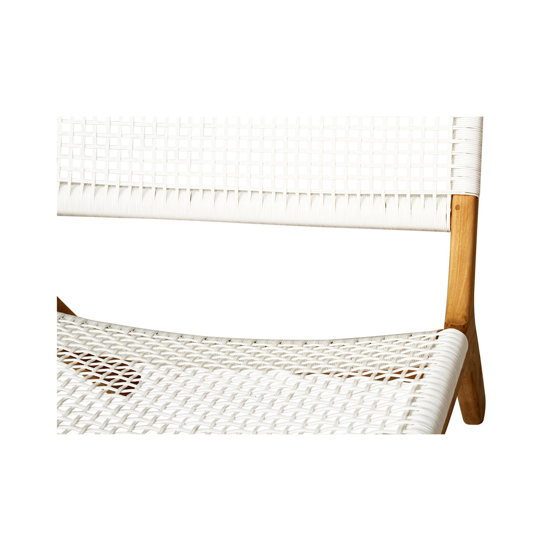 Detailed close-up of the Zen Lazy Chair’s white open-weave seat and backrest, emphasising the durable synthetic cord material and grid pattern over a rounded natural teak wood frame. Ideal for product pages or showcasing material quality.